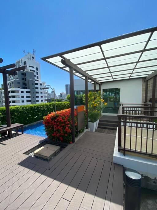 Delightful Condo In Central Location At Sukhumvit 49 กรุงเทพมหานคร ภายนอก รูปภาพ